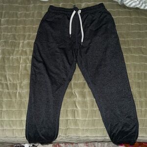 Vuori Jogger Sweats